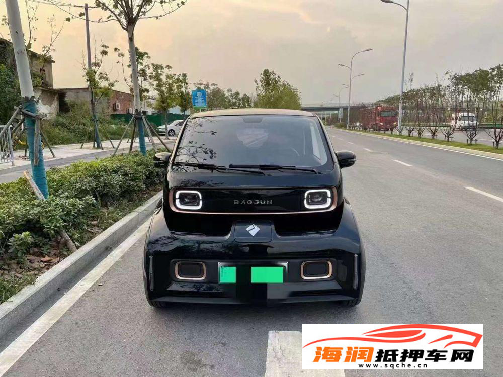 宝骏KiWi EV 2021款 宝骏KiWi EV 高定版时髦金 磷酸铁锂